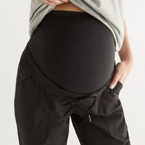 Thyme Maternity Ankle Cargo pants XXL